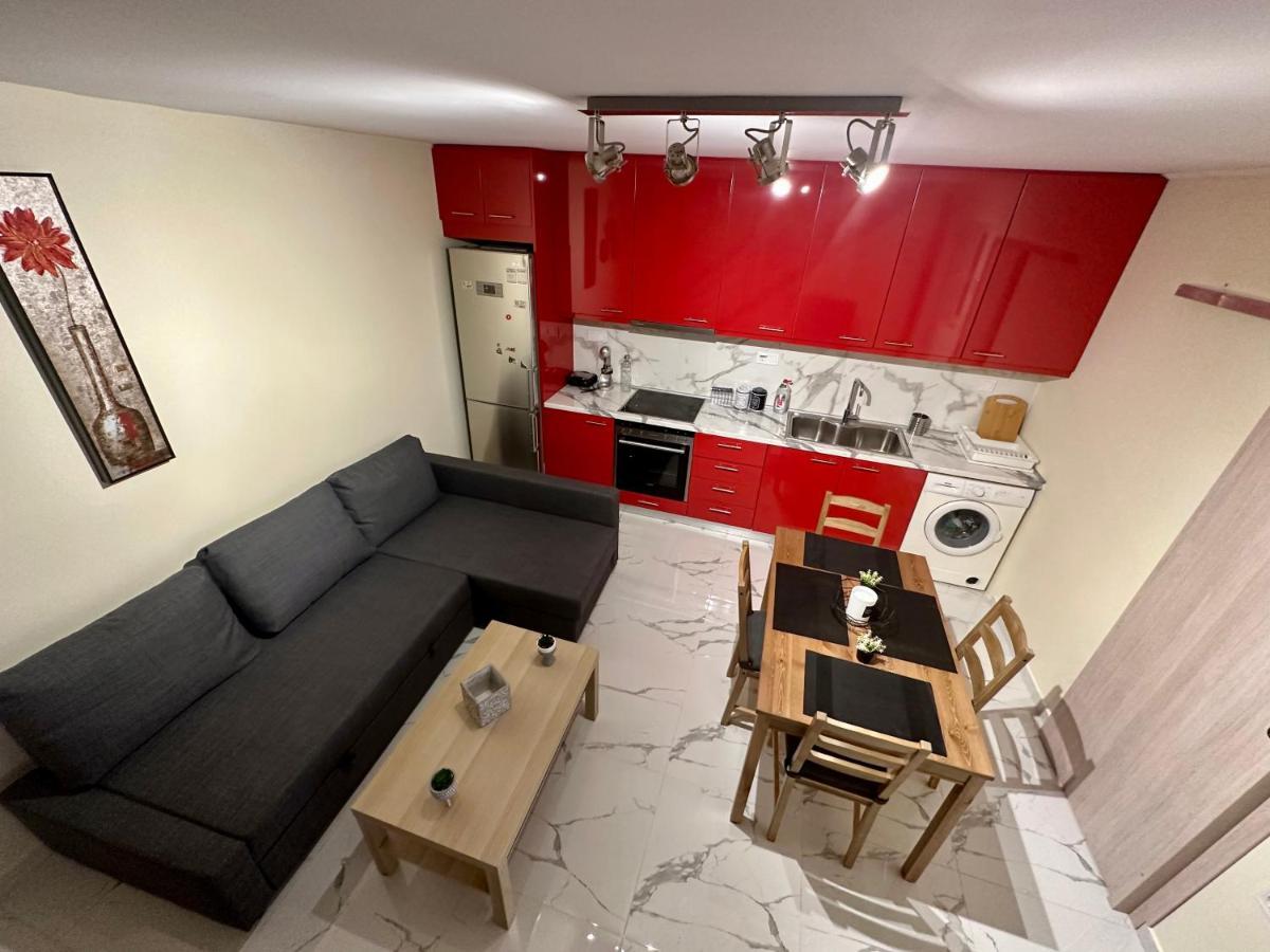 Red Harmony By The Sea Pool And Balcony Apartment Kalamata Luaran gambar
